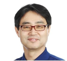 다나와 성장현(전자계산80) 회장 퇴임식 가...