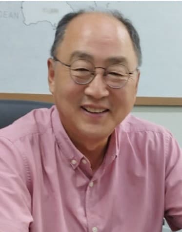 레이저옵텍(회장 주홍·물리79), 방콕에서 ...