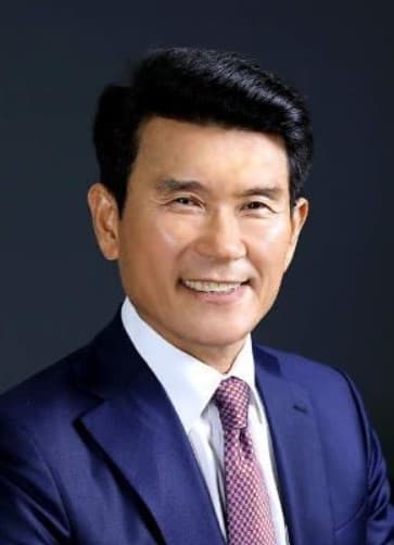 양공진(레오개발 회장·행정원96)동문, 전...
