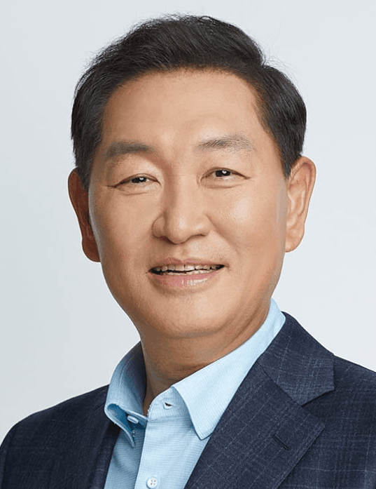 한종희(전자81) 삼성전자 부회장, 대한민국...