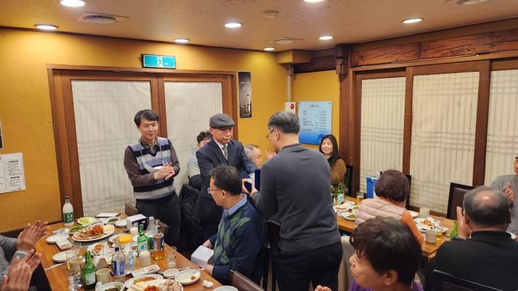 ‘2023 인중회 송년회’… 차기 회장 송권...